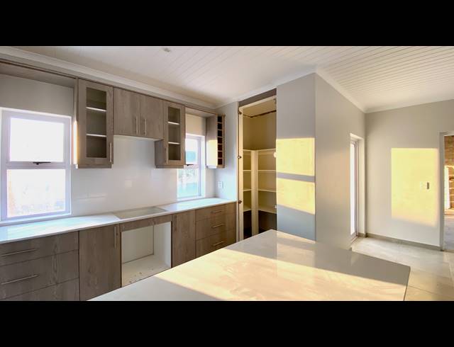 3 BEDROOM HOUSE FOR SALE IN ATLANTIC SANDS PRIVATE ESTATE